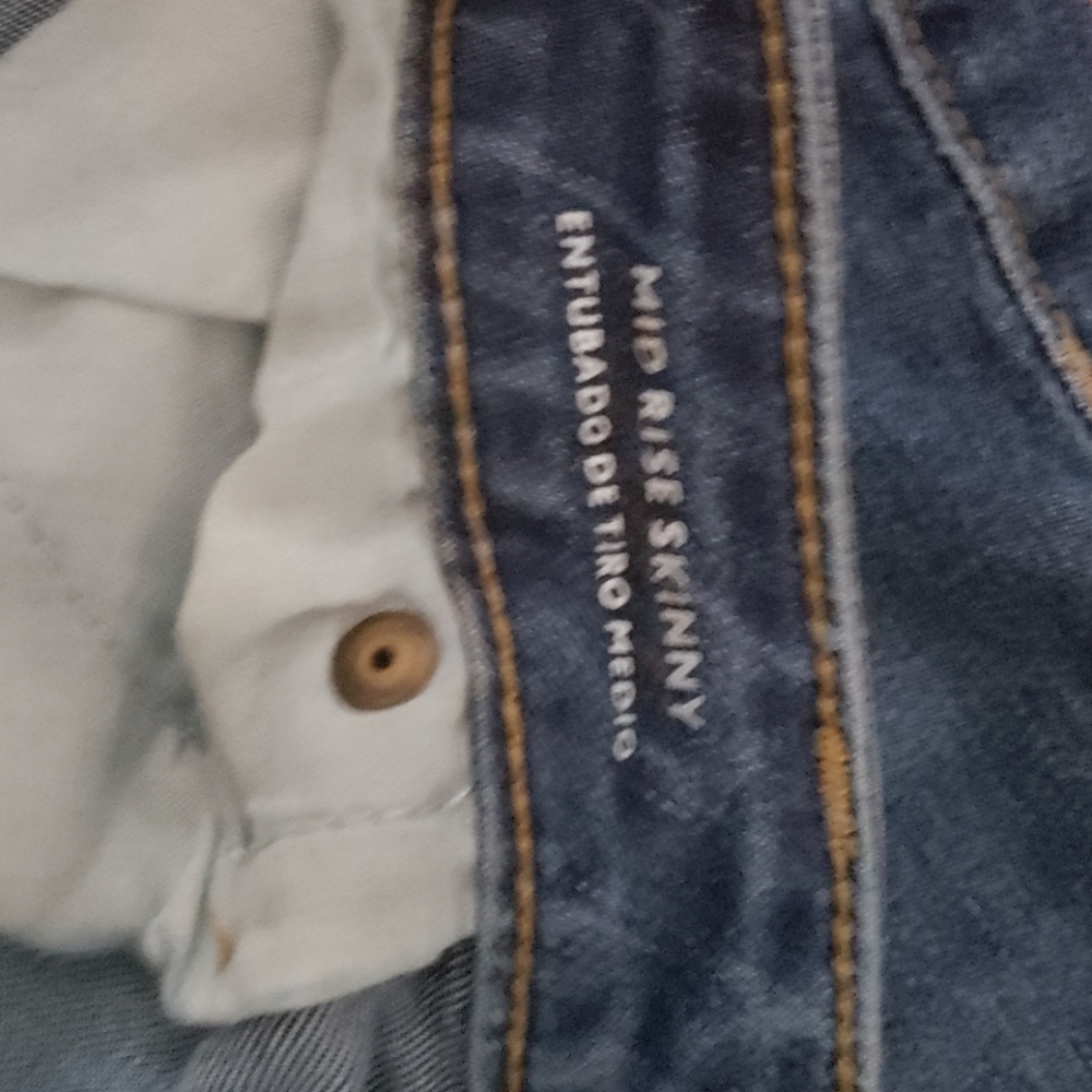 Universal Thread Jean Bundle - Picture 6 of 7